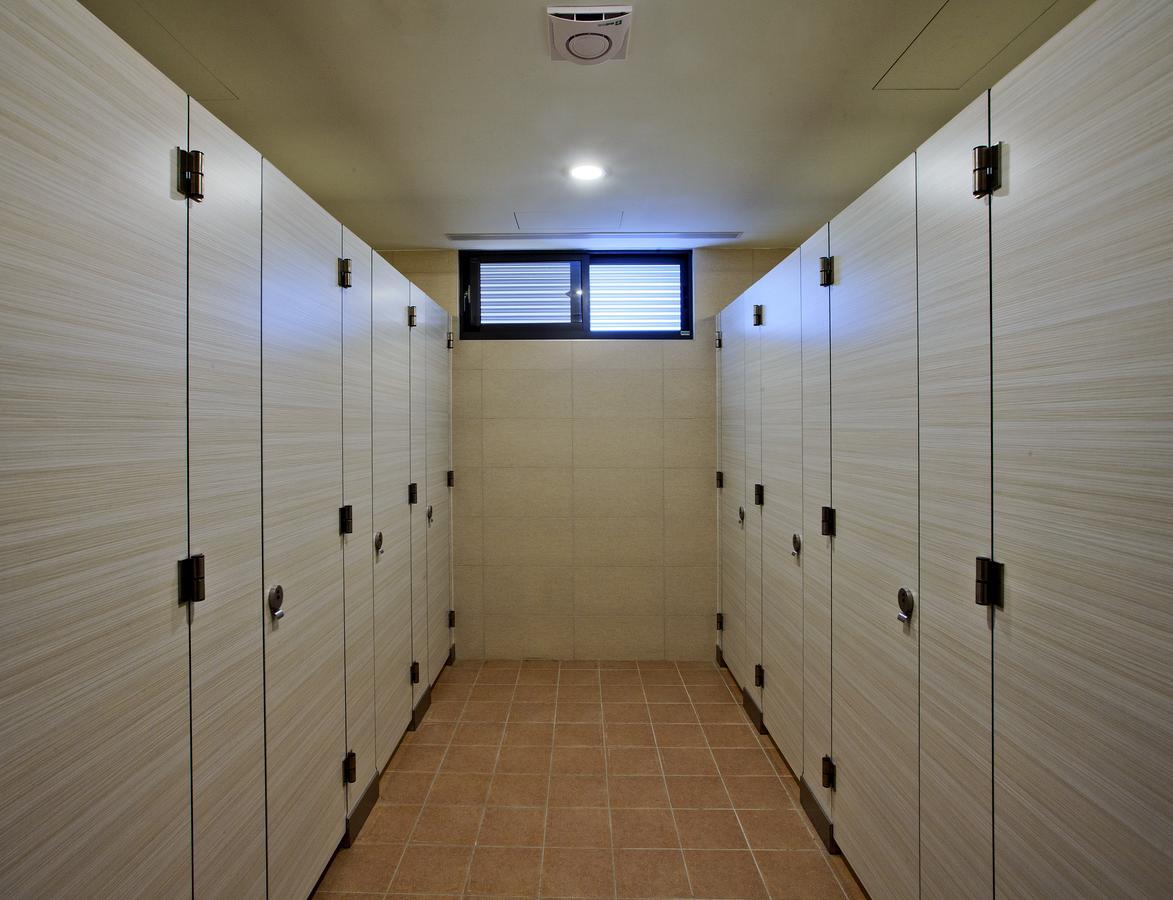 Divecube Hotel Taichung Exterior photo