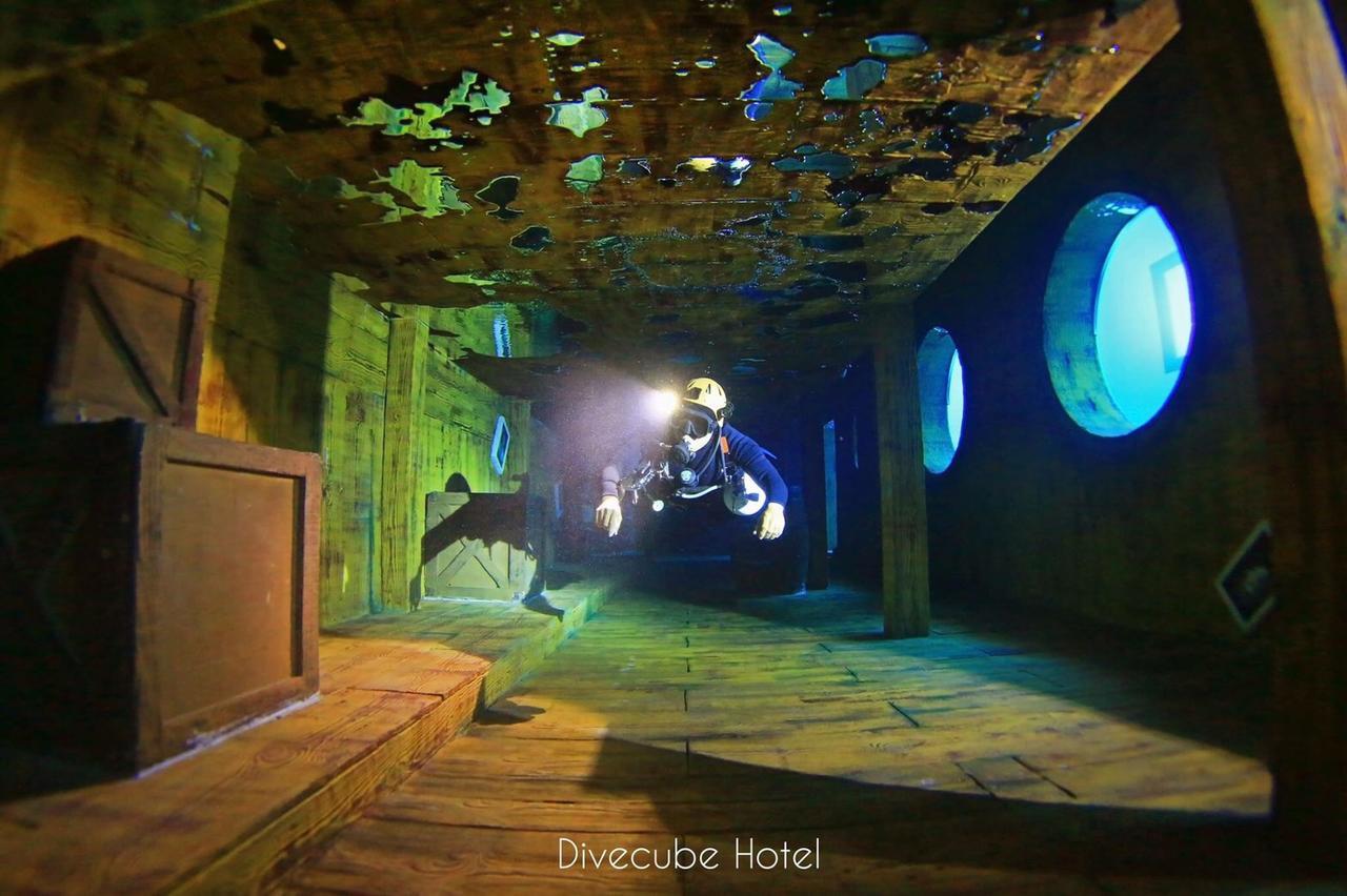 Divecube Hotel Taichung Exterior photo